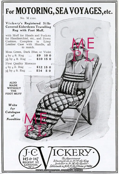 : Silk eiderdown travelling rug with foot muff, 1928 : Silk eiderdown travelling rug with foot muff, 1928