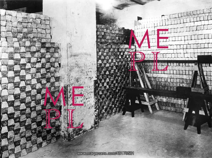 : Silver bars in the coin hall in San Francisco, 1935 : Silver bars in the coin hall in San Francisco, 1935