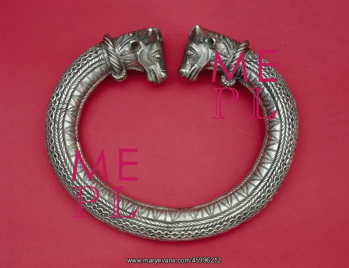  : Silver ring