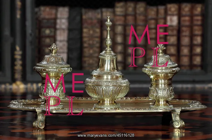 : Silverware, Black Room, Biblioteca Joanina, Coimbra : Silverware, Black Room, Biblioteca Joanina, Coimbra