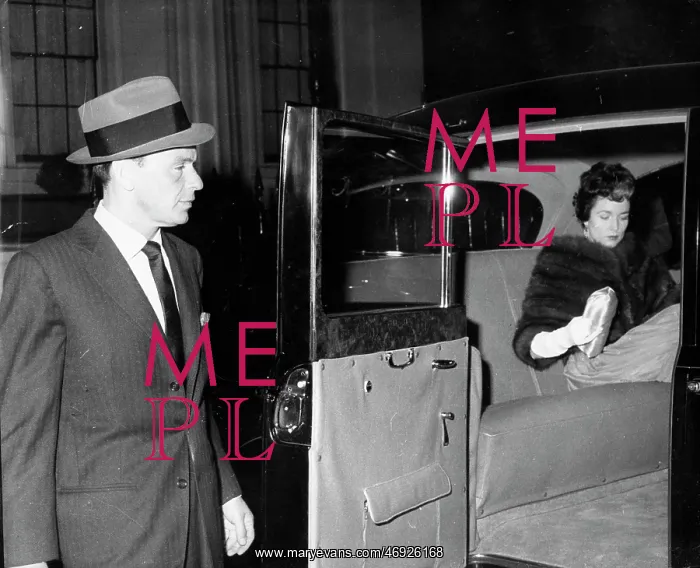 : Singer, Actor Frank Sinatra 1915 - 1998 : Singer, Actor Frank Sinatra 1915 - 1998