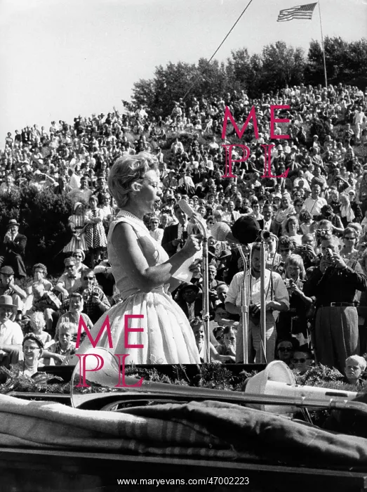 : Singer, Actress Dinah Shore 1916 - 1994 : Singer, Actress Dinah Shore 1916 - 1994