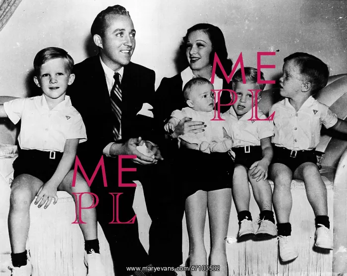 : Singer Bing Crosby At Home : Singer Bing Crosby At Home