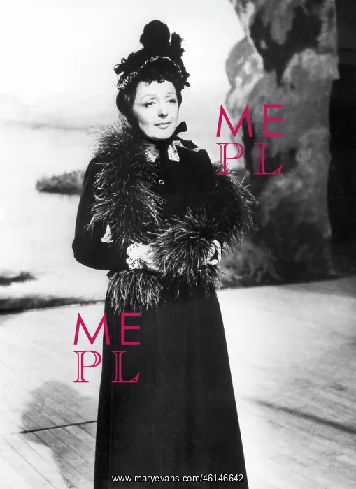 : Singer Edith Piaf 1915 - 1963 : Singer Edith Piaf 1915 - 1963