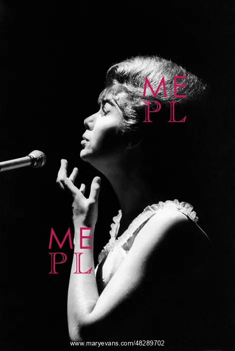 : Singer E.S. Piekha : Singer E.S. Piekha