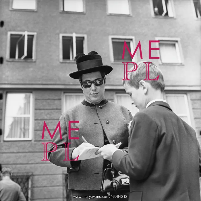 : The singer Gundula Janowitz gives an autograph : The singer Gundula Janowitz gives an autograph
