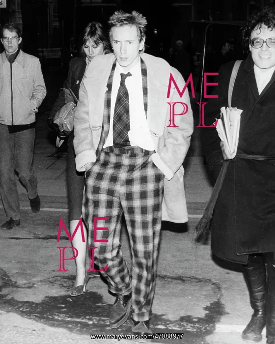 : Singer Johnny Rotten : Singer Johnny Rotten