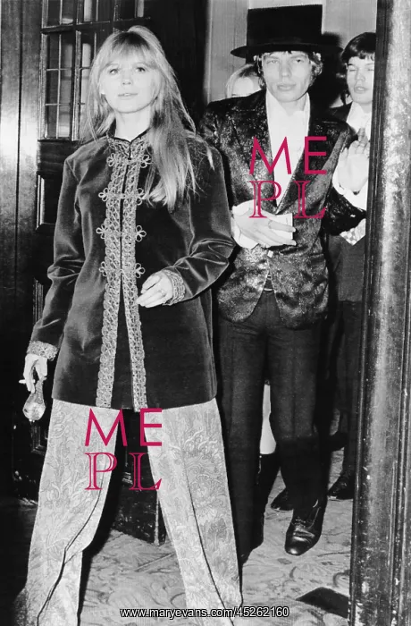 : Singer Mick Jagger, and his girlfriend Marianne : Singer Mick Jagger, and his girlfriend Marianne