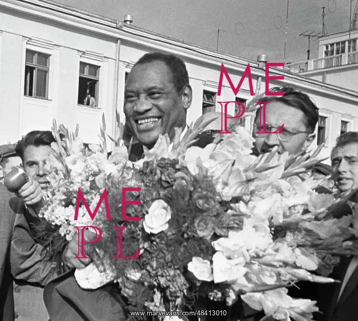 : Singer Paul Robeson visits USSR : Singer Paul Robeson visits USSR