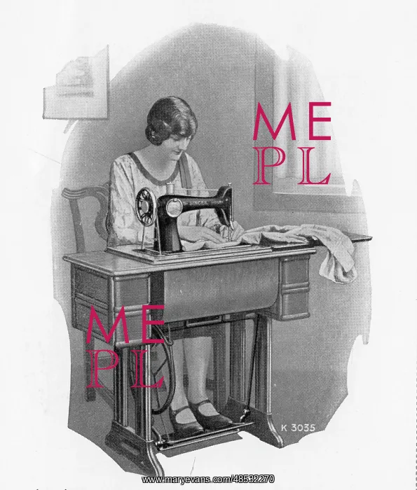 : Singer Sewing Machine - Cabinet Table : Singer Sewing Machine - Cabinet Table