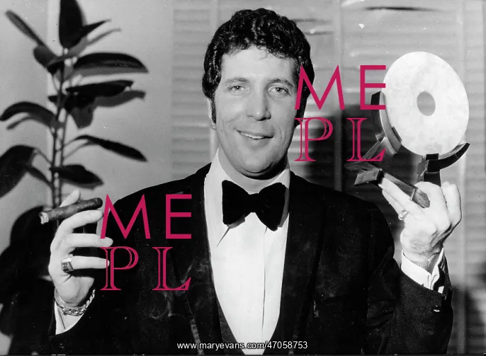 : Singer Tom Jones 1940 - : Singer Tom Jones 1940 -