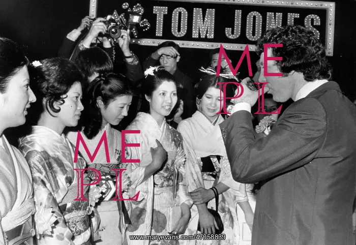 : Singer Tom Jones 1940 - : Singer Tom Jones 1940 -