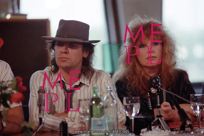 : Singers Udo Lindenberg and Alla Pugacheva collaboration : Singers Udo Lindenberg and Alla Pugacheva collaboration