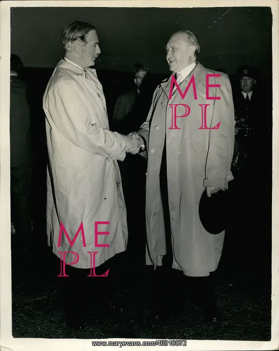 : Sir Anthony Eden and Dr Adenauer of West Germany : Sir Anthony Eden and Dr Adenauer of West Germany