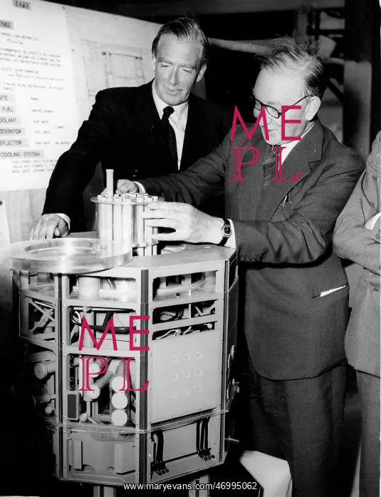 : Sir Anthony Eden PM on visit to Harwell : Sir Anthony Eden PM on visit to Harwell