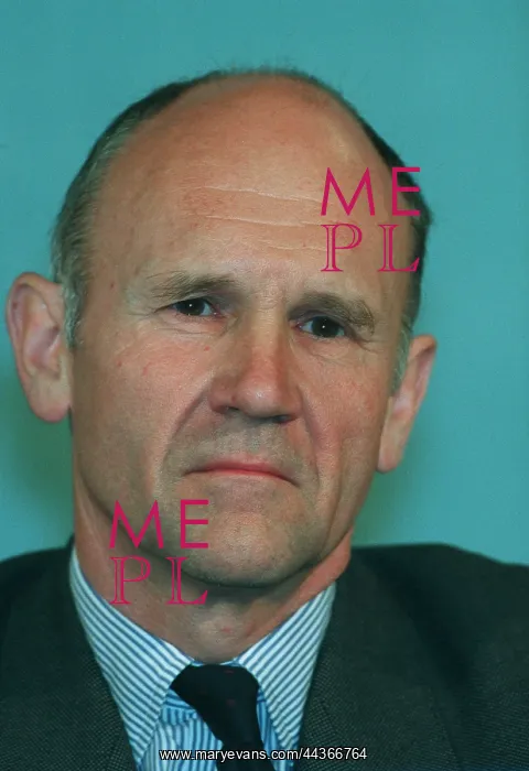  : Sir Christopher Prout, Qc
