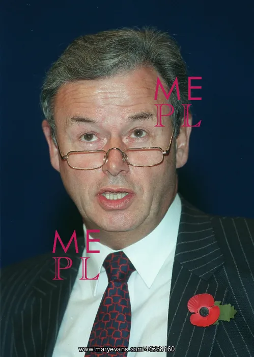  : Sir Clive Thompson