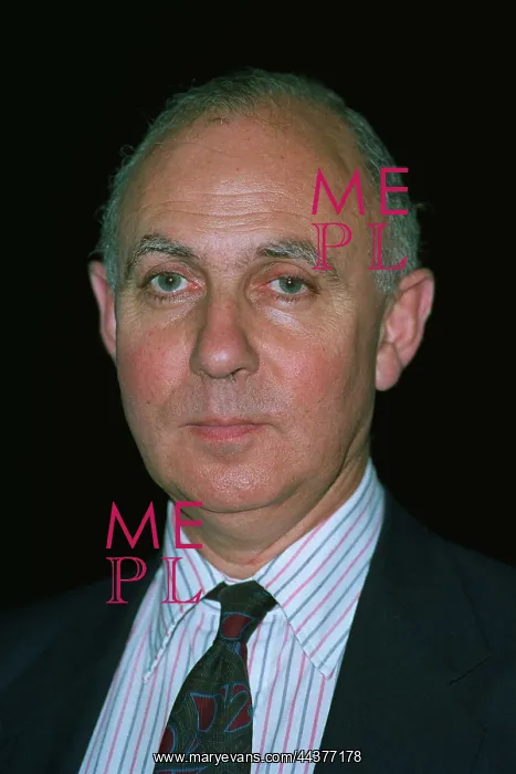  : Sir David Hannay