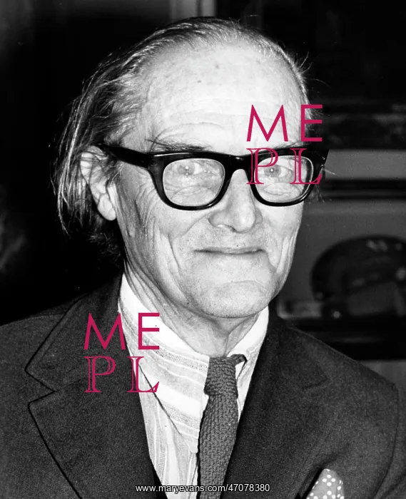 : Sir Hugh Casson : Sir Hugh Casson
