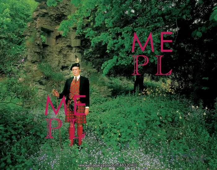 : Sir Iain Moncreiffe of that IIk : Sir Iain Moncreiffe of that IIk