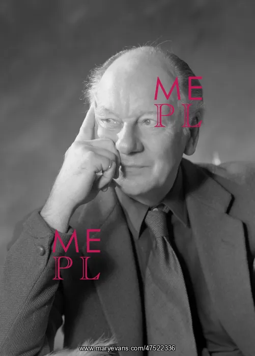  : Sir John Gielgud