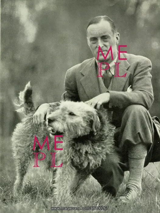 : Sir Malcolm Campbell with his dog : Sir Malcolm Campbell with his dog