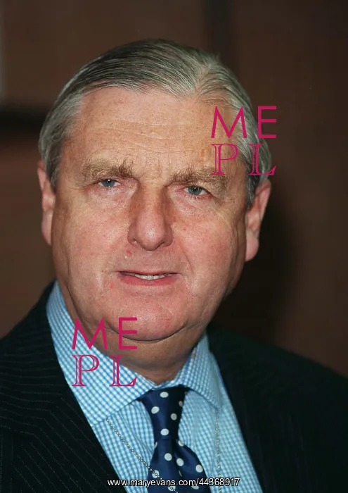  : Sir Patrick Mayhew Qc MP