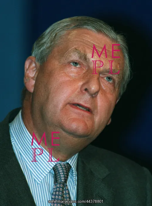 : Sir Patrick Mayhew Qc MP : Sir Patrick Mayhew Qc MP