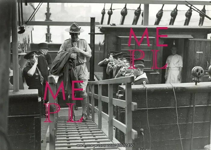 : Sir Percy Everett piped on board RSS Discovery : Sir Percy Everett piped on board RSS Discovery