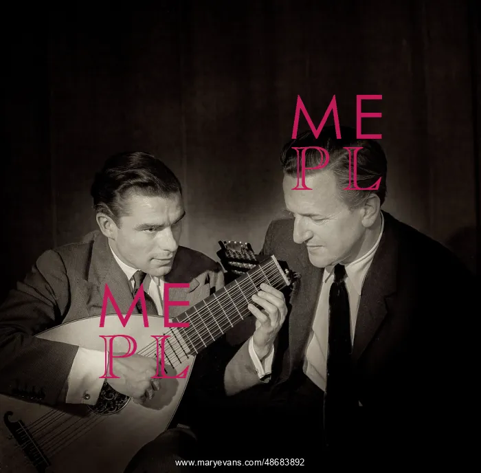 : Sir Peter Pears with Julian Bream : Sir Peter Pears with Julian Bream