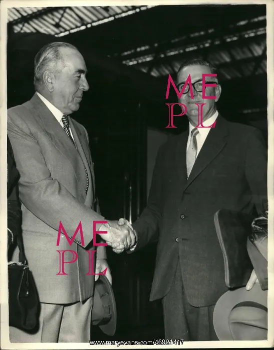 : Sir Philip McBride and Sir Eric Harrison : Sir Philip McBride and Sir Eric Harrison