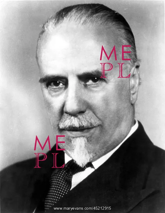 : Sir Thomas Beecham, conductor, circa 1950. ? : Sir Thomas Beecham, conductor, circa 1950. ?