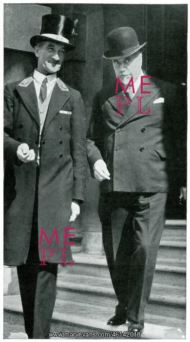 : Sir Thomas Beecham leaving the War Office 1939 : Sir Thomas Beecham leaving the War Office 1939