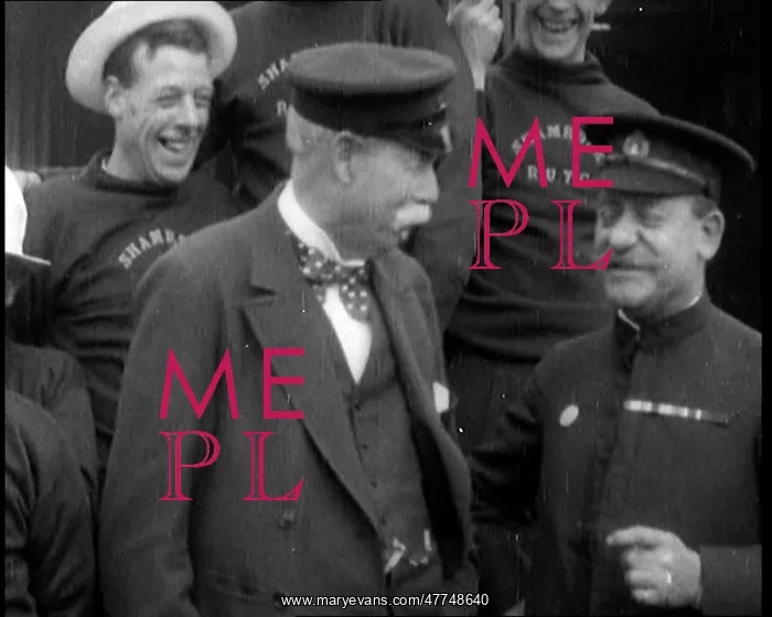 : Sir Thomas Lipton Standing With the Crew Of : Sir Thomas Lipton Standing With the Crew Of