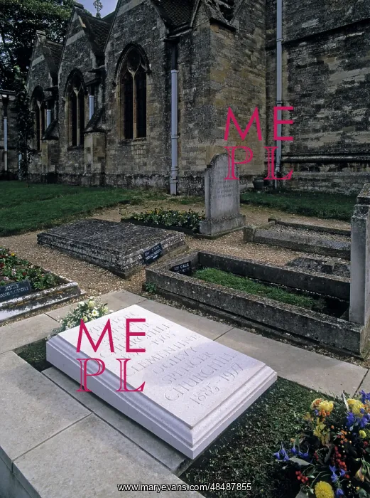 : Sir Winston Churchill's Grave : Sir Winston Churchill's Grave