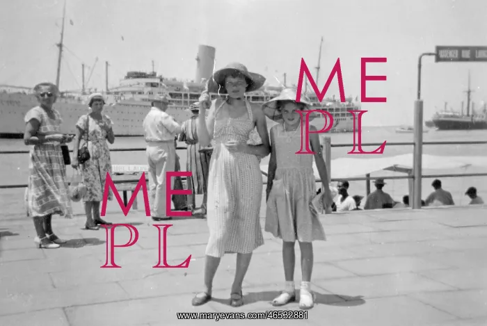 : Two sisters at the docks in Port Said, Egypt : Two sisters at the docks in Port Said, Egypt