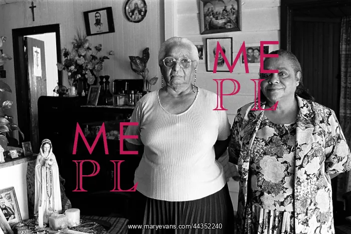 : Sisters, Hazel and Daphne Dunn. Mangete 2002 @ Cedric : Sisters, Hazel and Daphne Dunn. Mangete 2002 @ Cedric