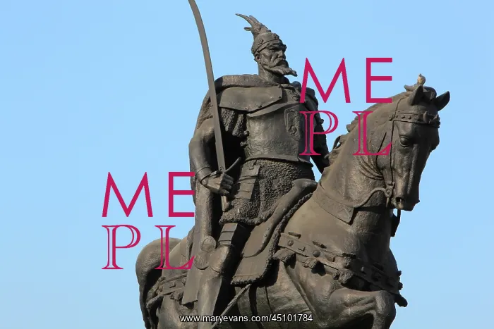 : Skanderbeg statue, Skanderbeg Square, Tirana, Albania : Skanderbeg statue, Skanderbeg Square, Tirana, Albania