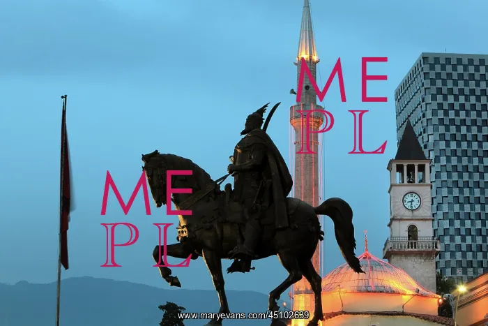 : Skanderbeg statue, Skanderbeg Square, Tirana, Albania : Skanderbeg statue, Skanderbeg Square, Tirana, Albania