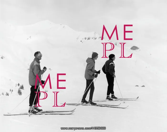  : THREE SKIERS