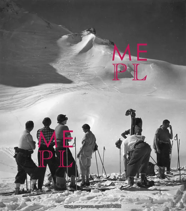 : SKIING GROUP & PISTE : SKIING GROUP & PISTE