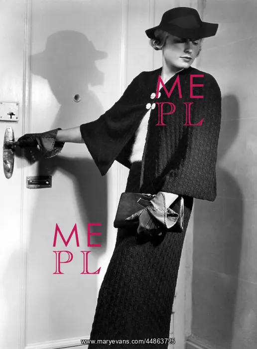 : SKIRT & CAPE SUIT 1930S : SKIRT & CAPE SUIT 1930S