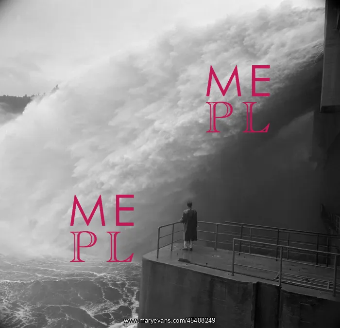 : Slapy dam - shooting water : Slapy dam - shooting water