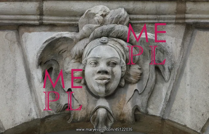 : Slave face, Place de la Bourse, Bordeaux, Aquitaine, France : Slave face, Place de la Bourse, Bordeaux, Aquitaine, France