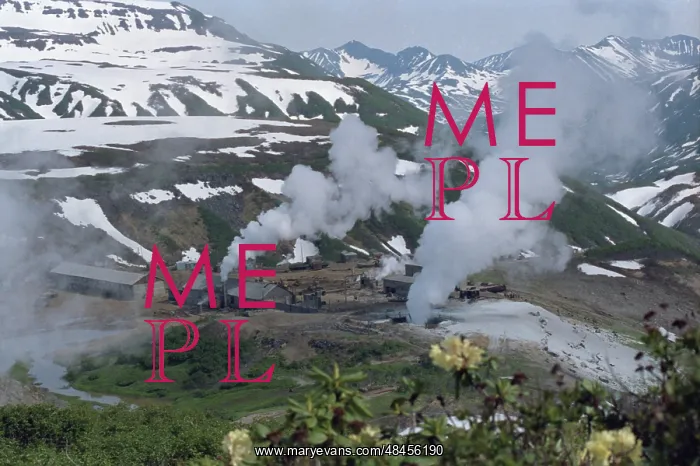 : Slopes of Mutnovsky volcano : Slopes of Mutnovsky volcano