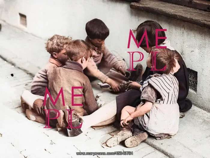 : SLUM CHILDREN / HOXTON : SLUM CHILDREN / HOXTON