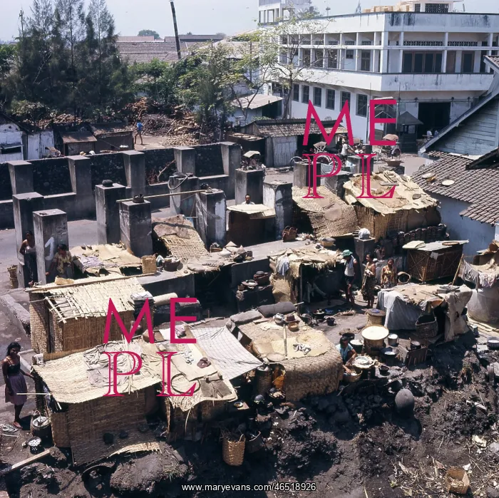 : SLUM HOUSING JAVA 1971 : SLUM HOUSING JAVA 1971