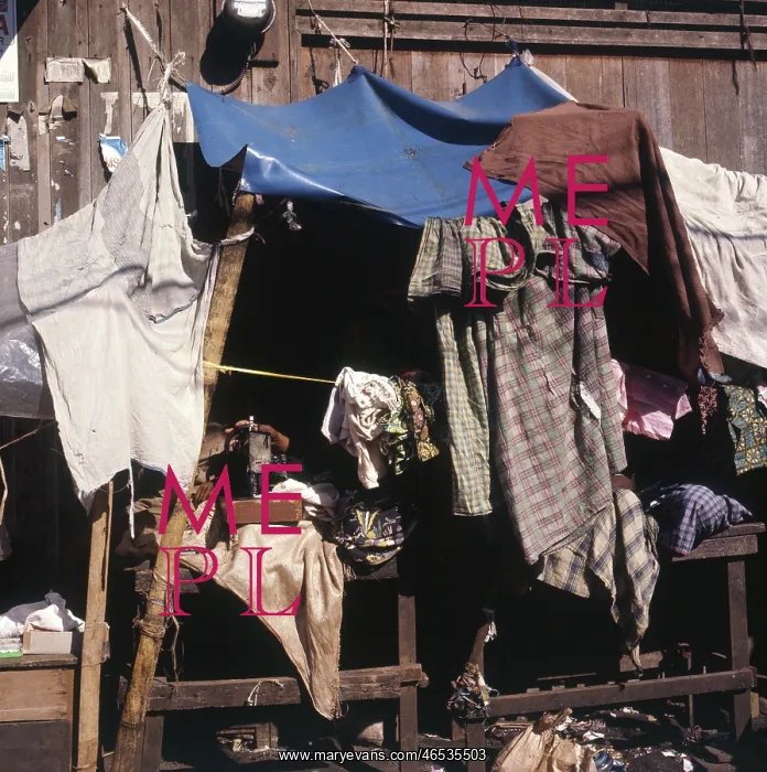 : SLUM LIVING PHILIPPINES : SLUM LIVING PHILIPPINES