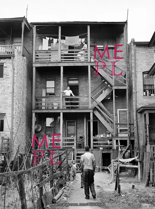 : Slum - poverty - social issues - poor : Slum - poverty - social issues - poor