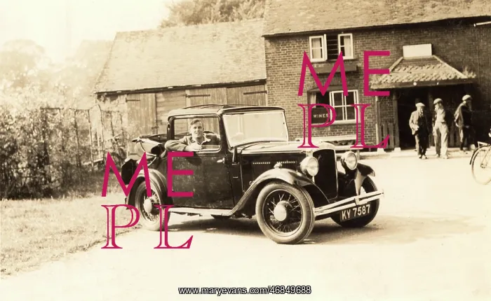 : Small half-convertible car : Small half-convertible car